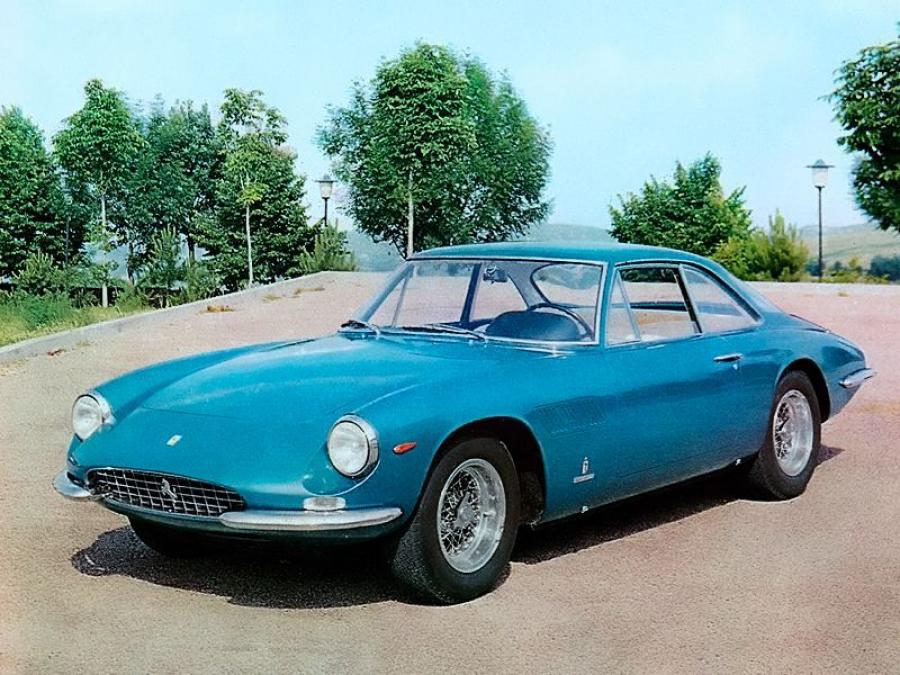  Ferrari 500 Superfast (5951SF) 1964 года  (фото 1 из 3)